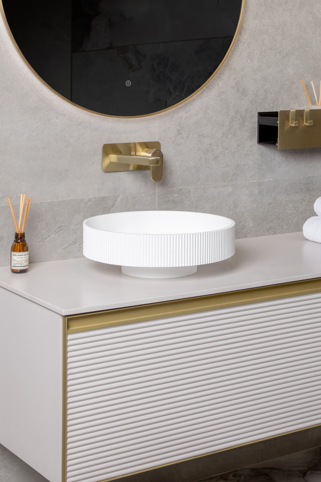 Раковина накладная рифленая Corian 400*130 Matte white 801-R-MW