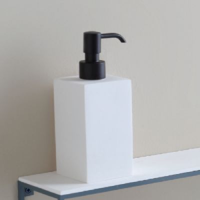 Bertocci Officina 02 Дозатор для жидкого мыла, настольный композит, цвет: белый матовый/черный матовый